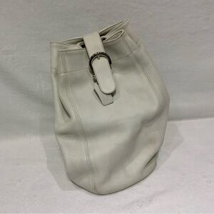 Coach Elegant White Leather Bucket Bag, sling pack